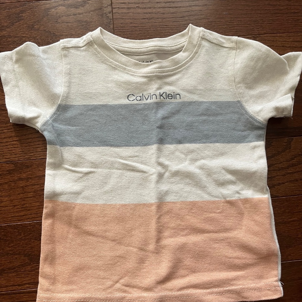 Calvin Klein Toddler Set - Picture 5 of 10